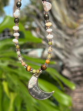 Load image into Gallery viewer, Alexandra&#39;s Moon Necklace