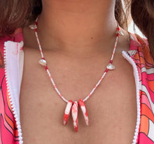 Load image into Gallery viewer, Coral Claw Necklace