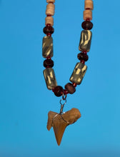 Load image into Gallery viewer, Shark Tooth Necklace